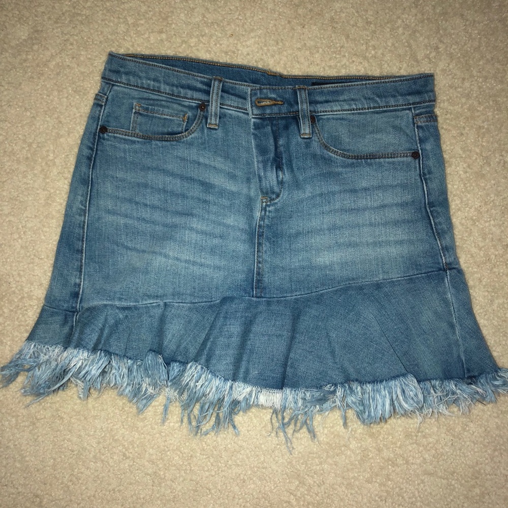 Blank NYC denim skirt. Super soft and stretchy